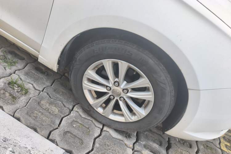 Used Buick GT 2016 15N Automatic Entry-Level Trim
