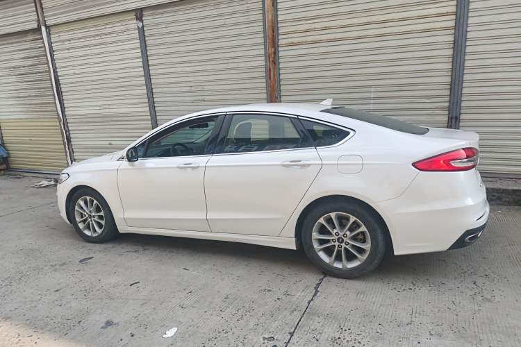 Used Ford Mondeo 2018 EcoBoost 180 Smart Control Fashion Model China V Standard