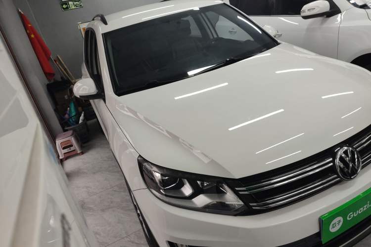 Used Volkswagen Tiguan 2016 300TSI Manual Two-Wheel Drive Trend Edition