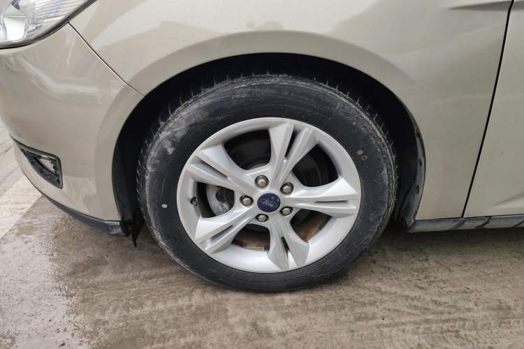 Used Ford Focus 2017 Sedan 1.6L Automatic Comfort Plus SmartDrive Edition
