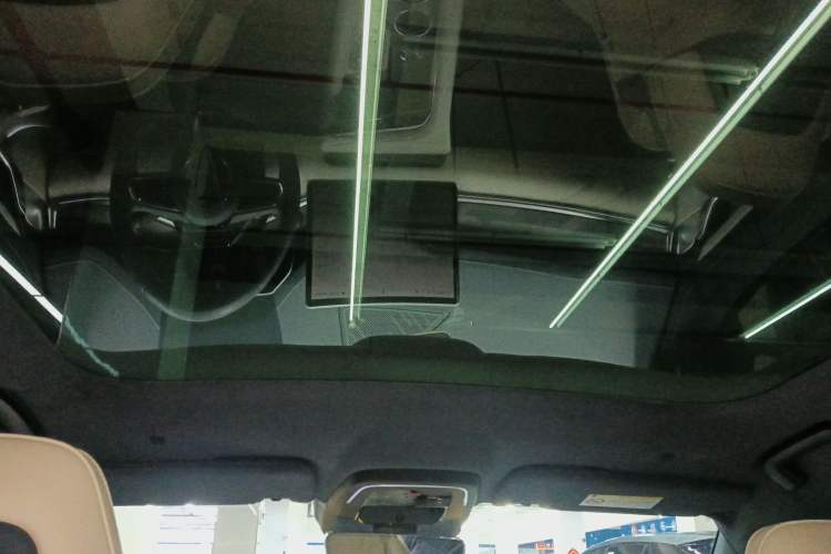 Used Zeekr 001 2022 Ultra-Long Range Dual-Motor YOU Version
