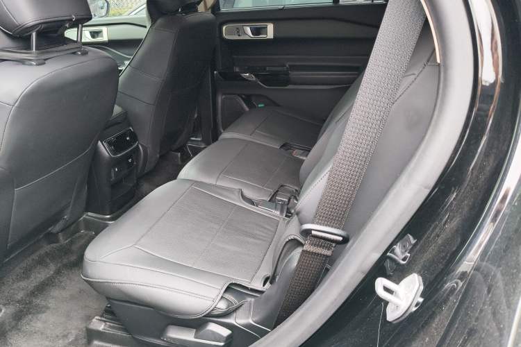 Used Ford Explorer 2020 EcoBoost 285 4x4 Titanium Edition 7-Seater