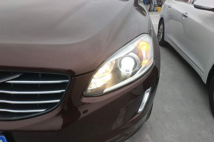 Used Volvo XC60 2015 T5 Zhiyi Edition
