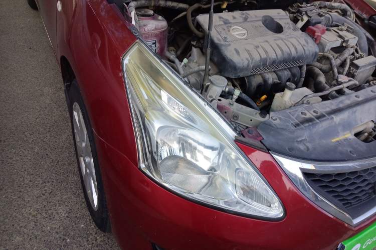 Used Nissan Tiida 2011 1.6L CVT Smart Version
