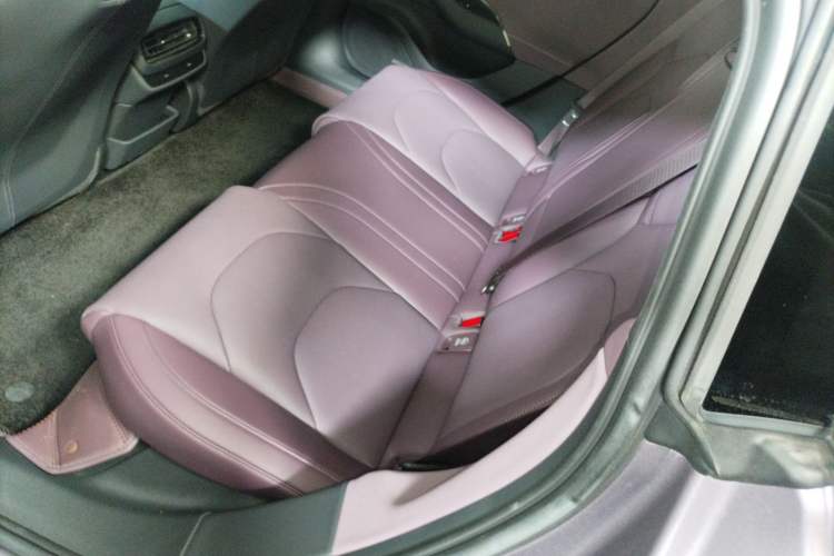 Used  SU7 2024 Four-Wheel Drive Ultra-Long Range Advanced Intelligent Driving Max Edition