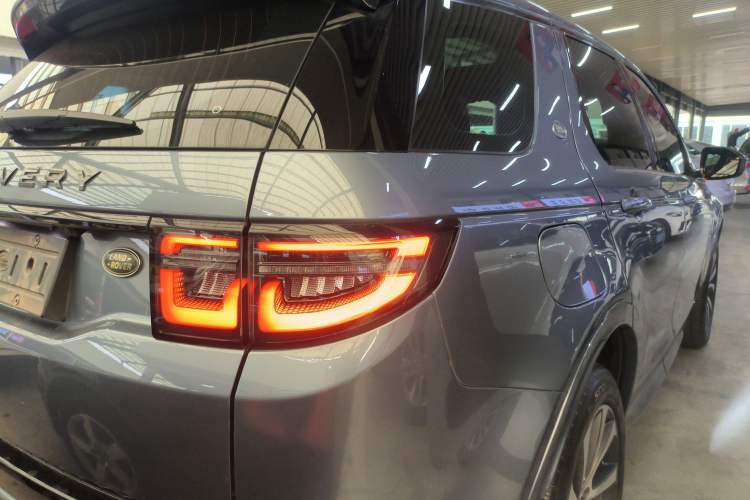 Used Land Rover Discovery Sport 2020 249 PS R-Dynamic Performance Tech Edition 5 Seats