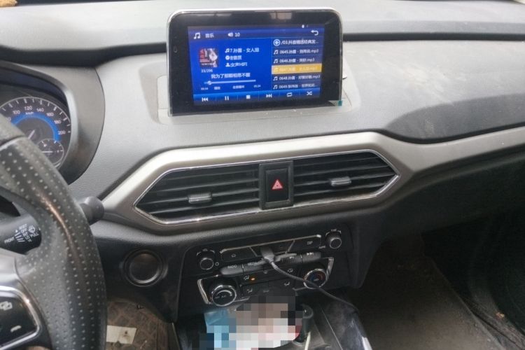 Used Dongfeng Fengon S560 2018 1.8L Manual Urban Model 7 Seats