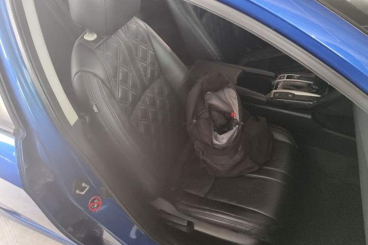 Used Honda Civic 2016 220TURBO CVT Prestige Edition
