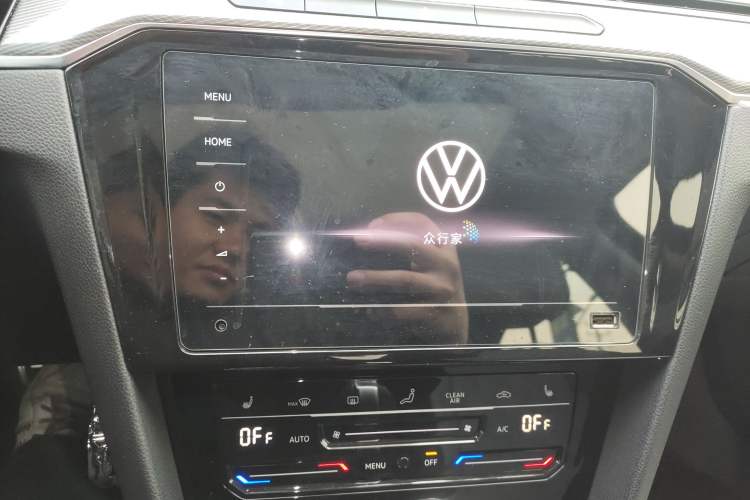 Used Volkswagen Magotan 2023 2 Million Units Limited Edition 330TSI DSG Leading Version