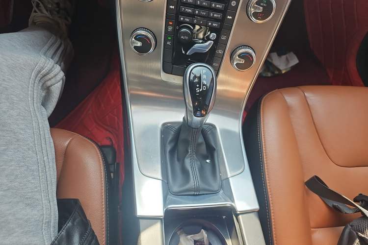 Used Volvo S60 2018 S60L T3 Smart Progress Edition
