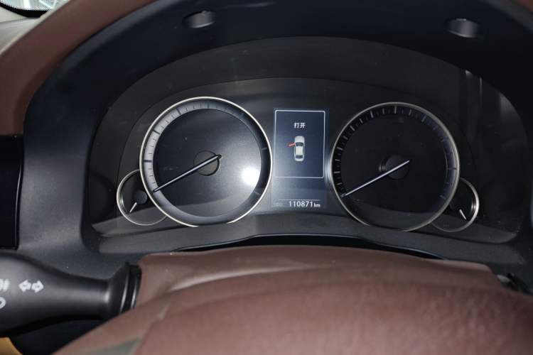 Used Lexus ES 2015 300h Comfort Edition