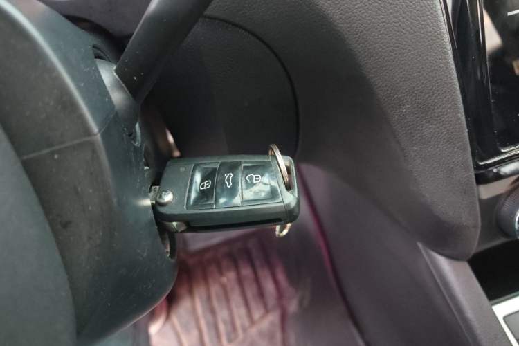 Used Skoda Octavia 2019 1.5L Automatic SmartDrive Comfort Edition China VI Standard
