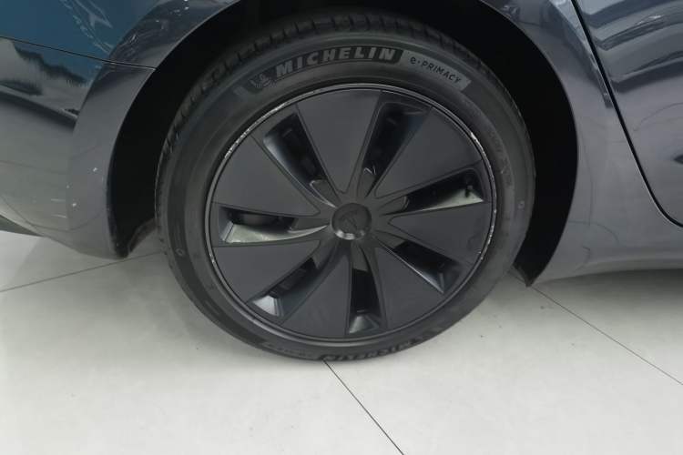 Used Tesla Model 3 2023 Rear-Wheel-Drive Version