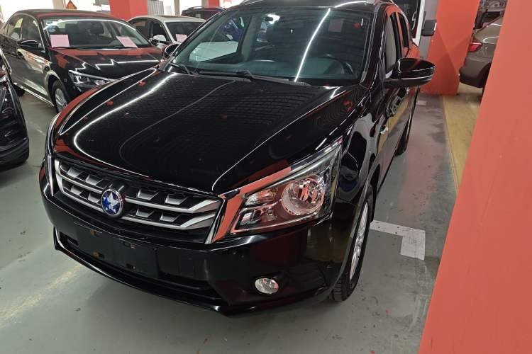 Used Venucia T70 2016 2.0L CVT Smart Choice Edition