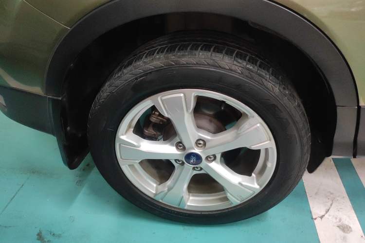 Used Ford Kuga 2017 EcoBoost 245 Four-Wheel Drive Platinum Edition
