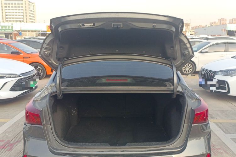 Used Changan Eado 2023 Changan Edition PLUS Blue Whale NE 1.4T GDI DCT Prestige Version
