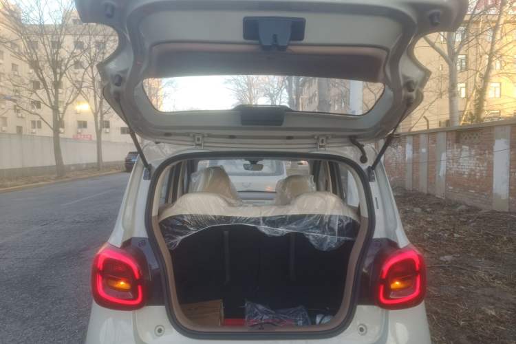 Used Wuling Hongguang MINIEV 2025 Four-Door Version Advanced Edition
