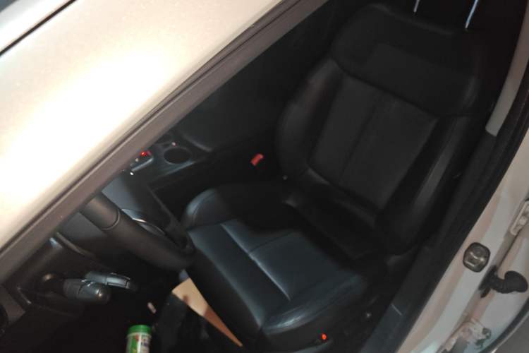 Used Peugeot 3008 2013 2.0L Automatic Trend Edition