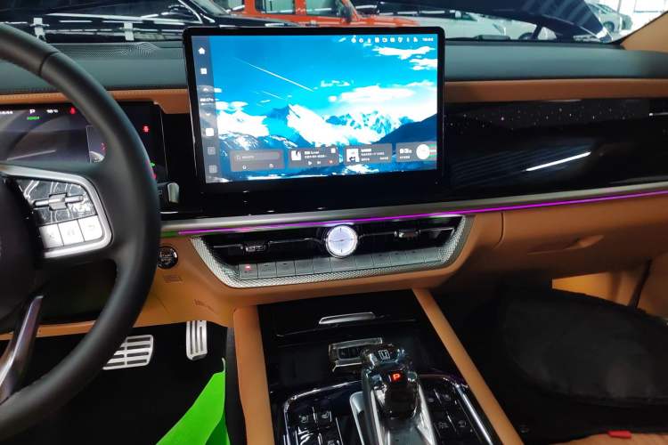 Used Tank 500 New Energy 2024 Hi4-T