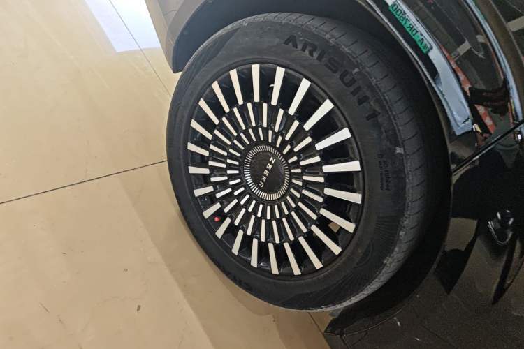 Used Zeekr 009 2022 WE Edition