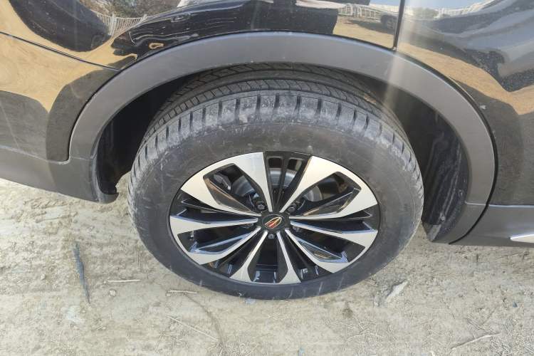 Used Hongqi HS7 2022 2.0T DCT Two-Wheel Drive Smart Connect Flagship Edition Five Seats
