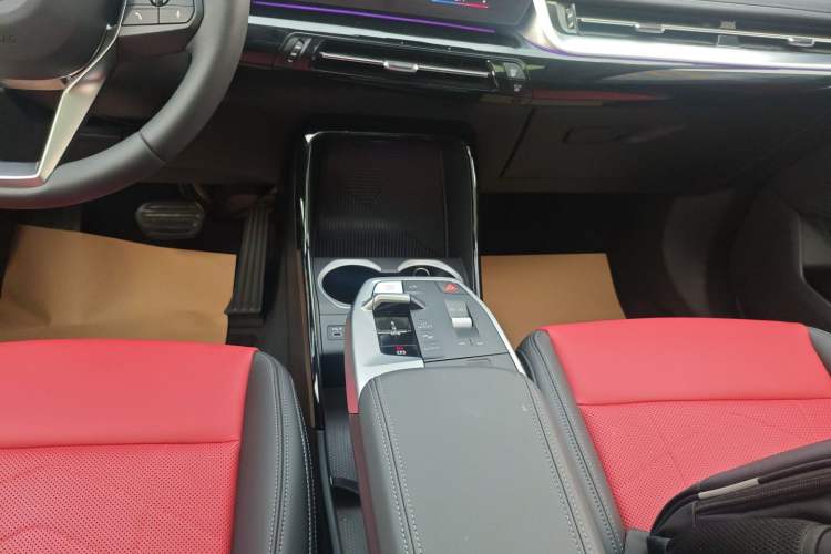 Used BMW iX1 2023 eDrive25L X Design Package
