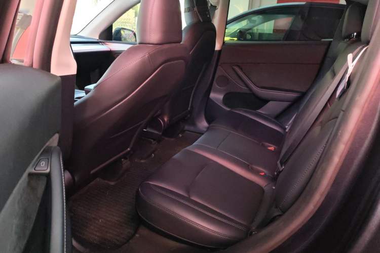 Used Tesla Model Y 2024 Rear-Wheel-Drive Version
