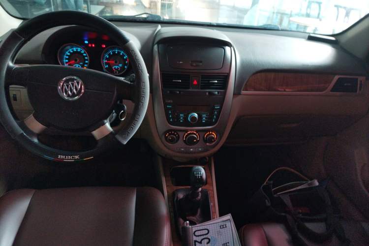 Used Buick Excelle 2015 1.5L Manual Classic Trim
