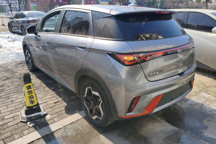 Used BYD Dolphin 2021 405 km Fashion Edition
