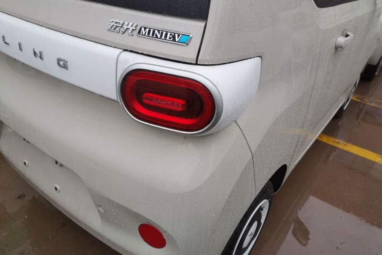 Used Wuling Hongguang MINIEV 2024 3rd Generation 215km Youth Edition
