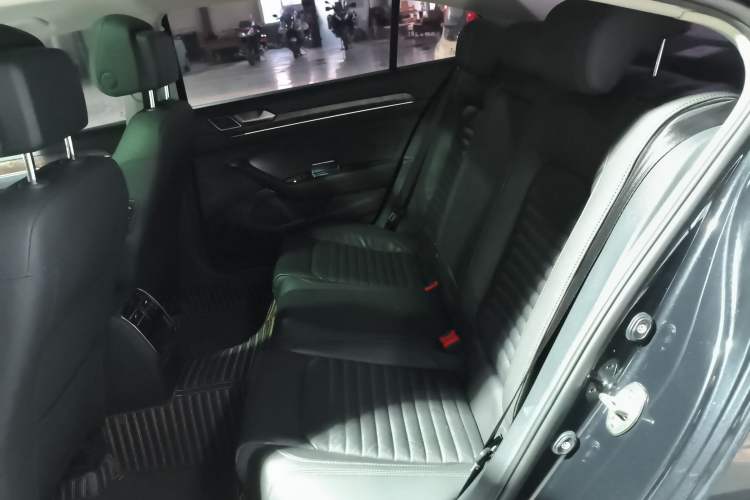 Used Volkswagen Magotan 2019 330TSI DSG Leading Model China VI Standard