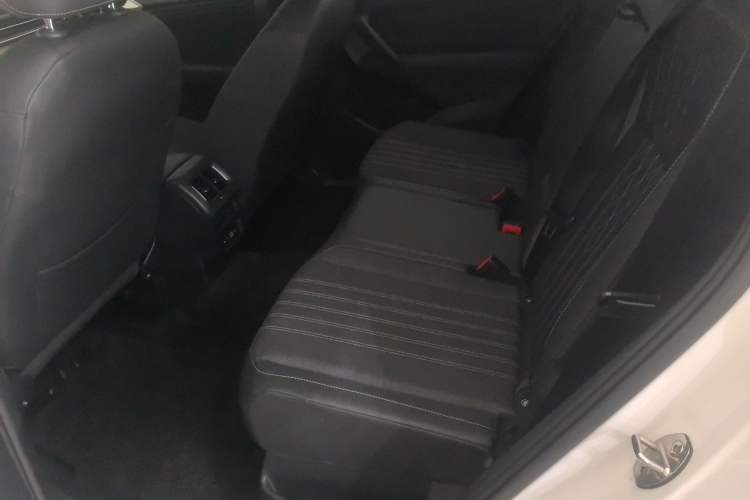 Used Volkswagen Tiguan L 2022 330TSI Automatic Two-Wheel Drive Comfort Edition
