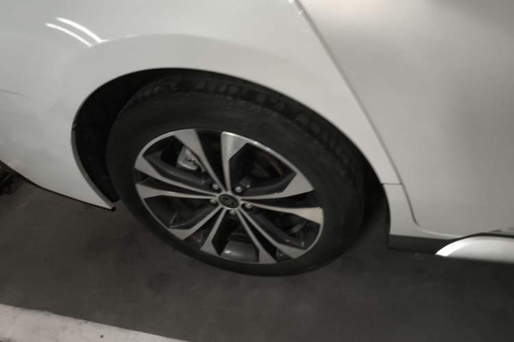 Used Toyota Granvia 2023 2.5L Hybrid Prestige PLUS Edition
