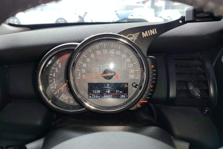 Used  MINI 2016 1.2T ONE Pioneer Edition
