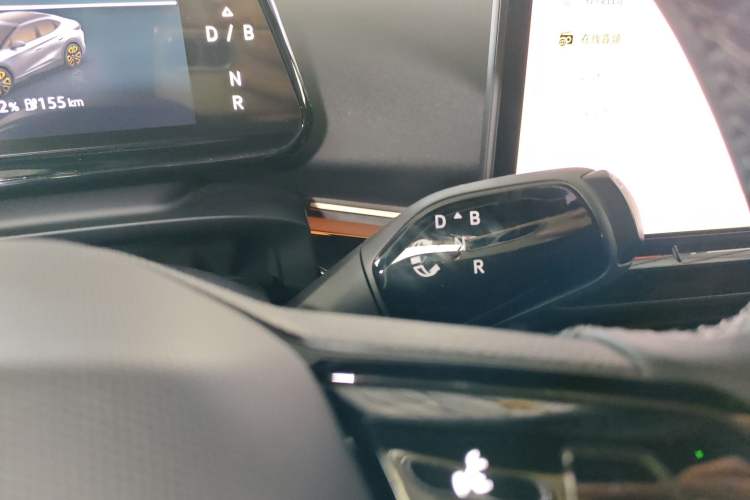 Used Volkswagen ID.UNYX 2024 Pro Long-Range Version
