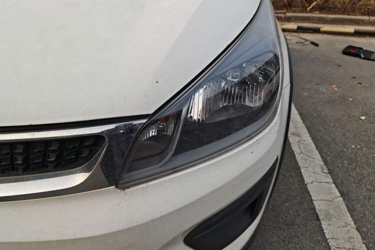 Used Kia KX Cross 2017 1.4L AT GLS