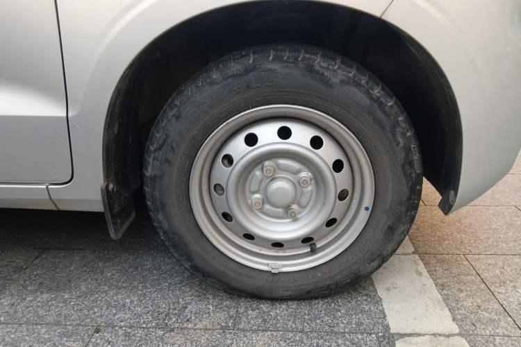 Used Wuling Hongguang V 2022 1.5L Jingqu Edition Electric-Assist LAR
