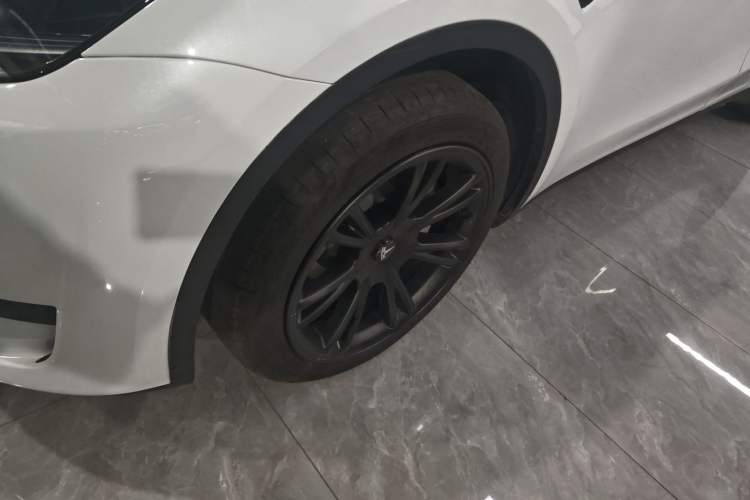 Used Tesla Model Y 2024 Rear-Wheel-Drive Version
