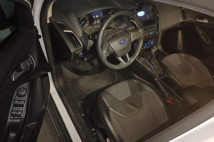 Used Ford Focus 2015 Sedan EcoBoost 180 Automatic Elite Model