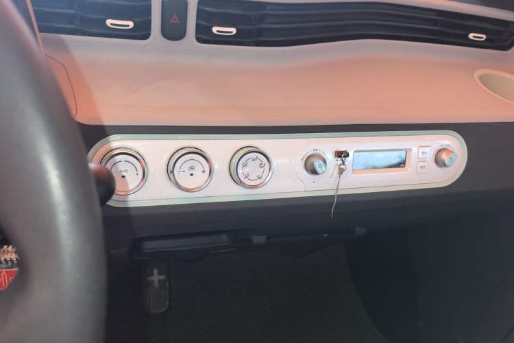 Used Wuling Hongguang MINIEV 2021 Macaron Fashion Edition Lithium-Ion Battery