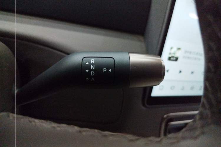 Used Li Auto MEGA 2024 Ultra Model
