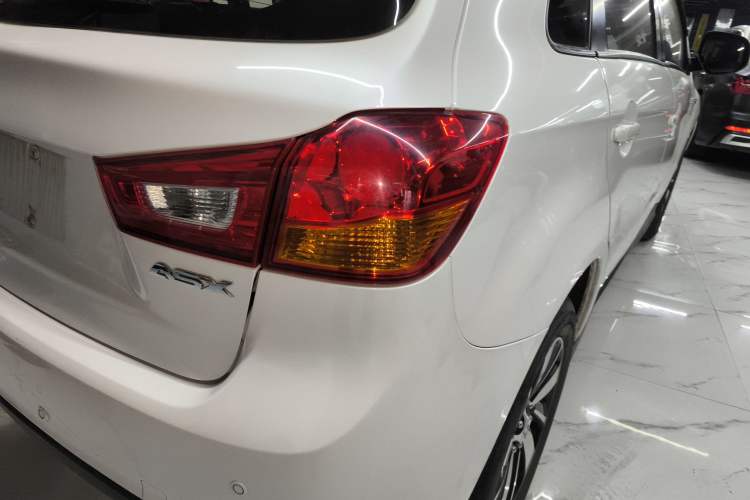 Used Mitsubishi ASX 2018 2.0L CVT Two-Wheel Drive Deluxe Edition