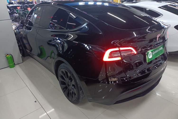 Used Tesla Model Y 2022 Rear-Wheel-Drive Version
