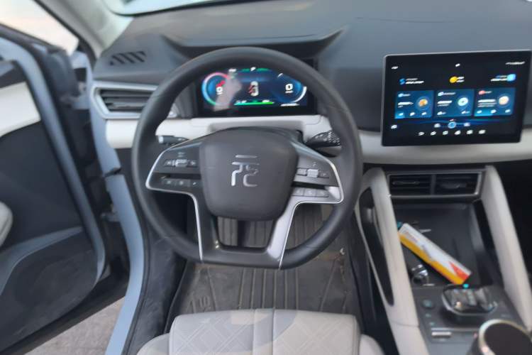 Used BYD Yuan UP 2024 301KM Leading Edition