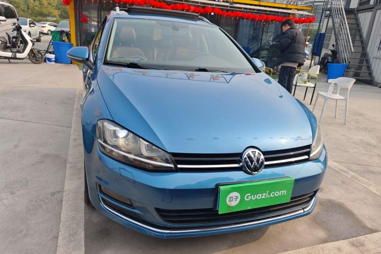 Used Volkswagen Golf 2014 1.4TSI Luxury Travel Edition
