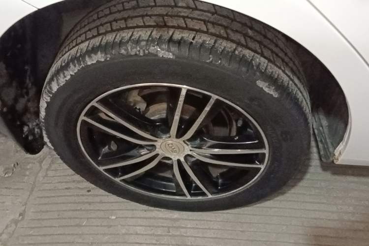 Used BYD Surui 2015 1.5L Manual Comfort Model
