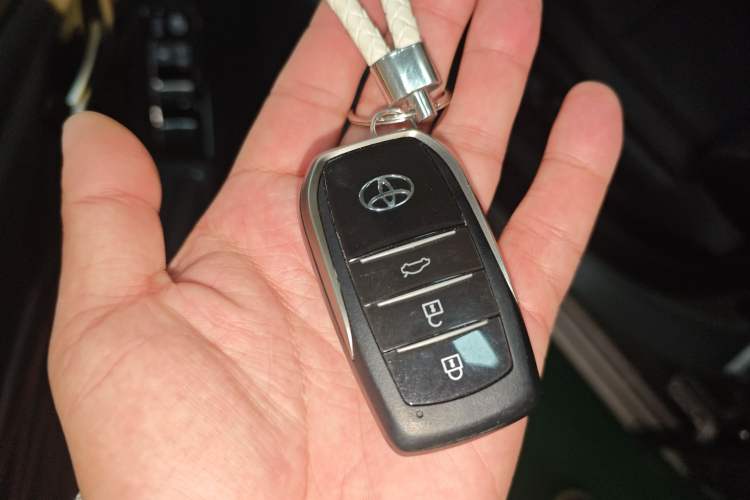 Used Toyota Avalon 2024 2.0L Luxury Edition
