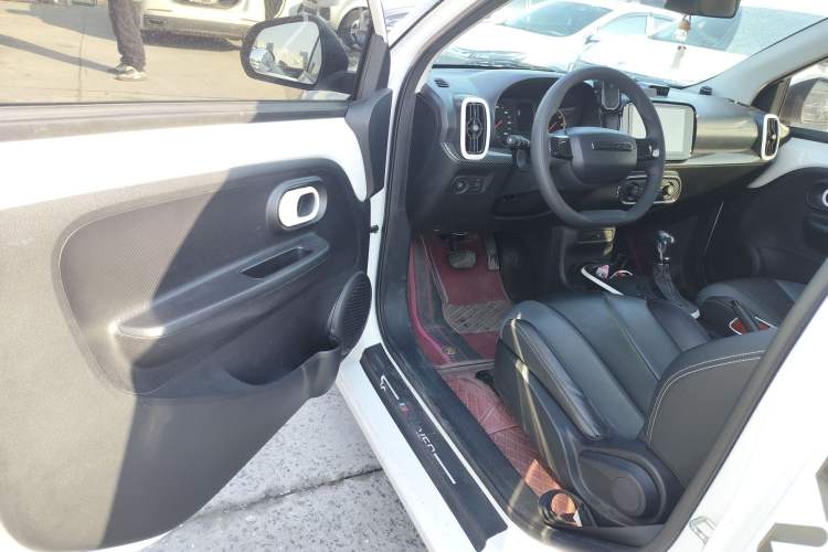 Used Roewe Clever 2022 311km QiQi BoBo Edition
