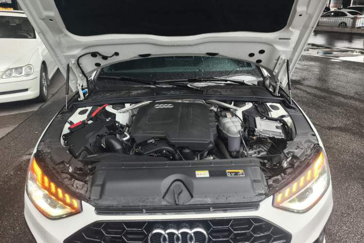 Used Audi A4L 2023 40 TFSI Luxury Dynamic Model
