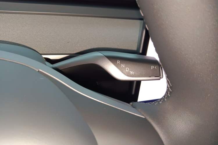 Used Tesla Model Y 2023 High-Performance All-Wheel-Drive Version
